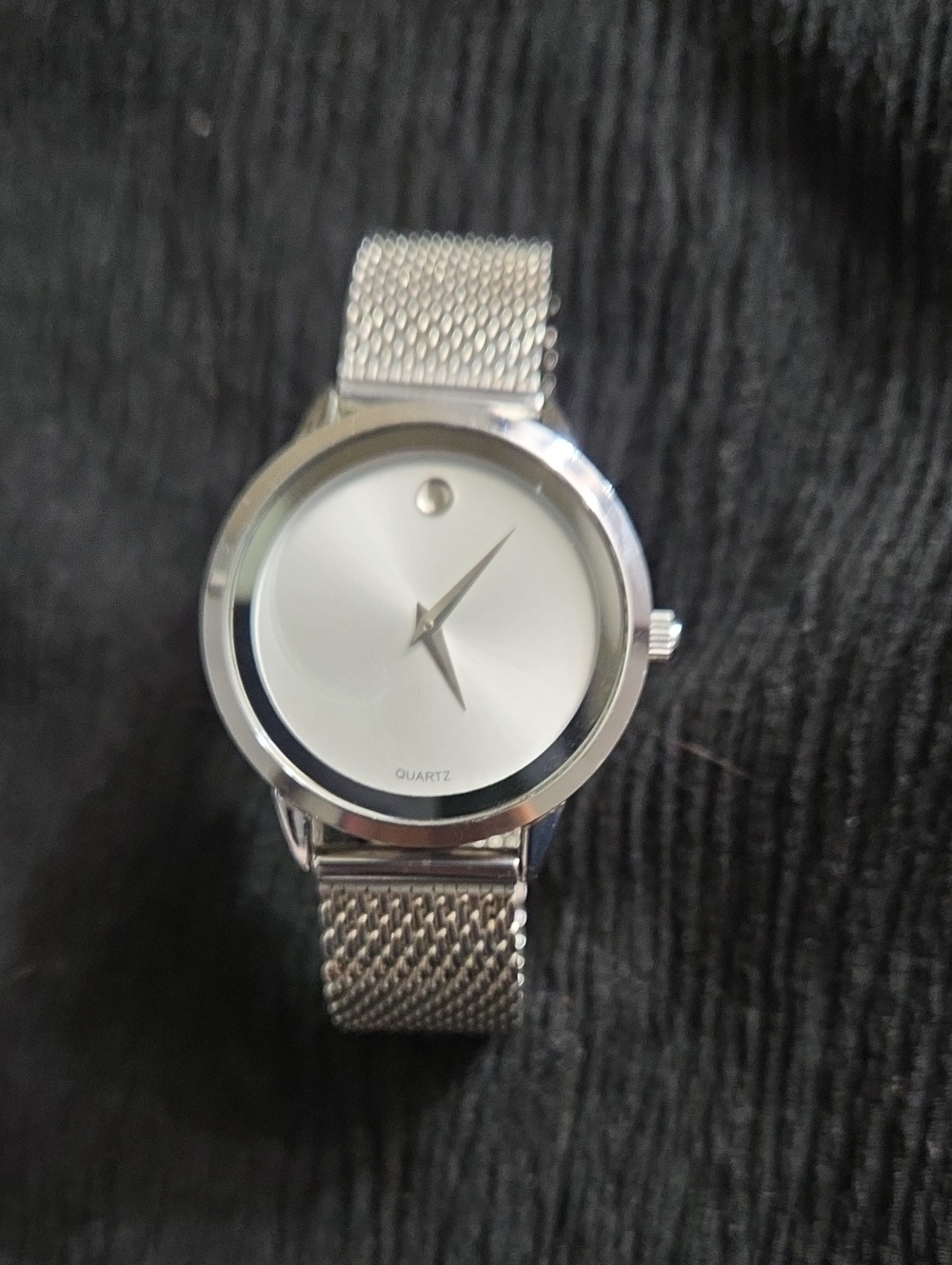 Silver Unisex Mesh Bracelet Watch - Quartz